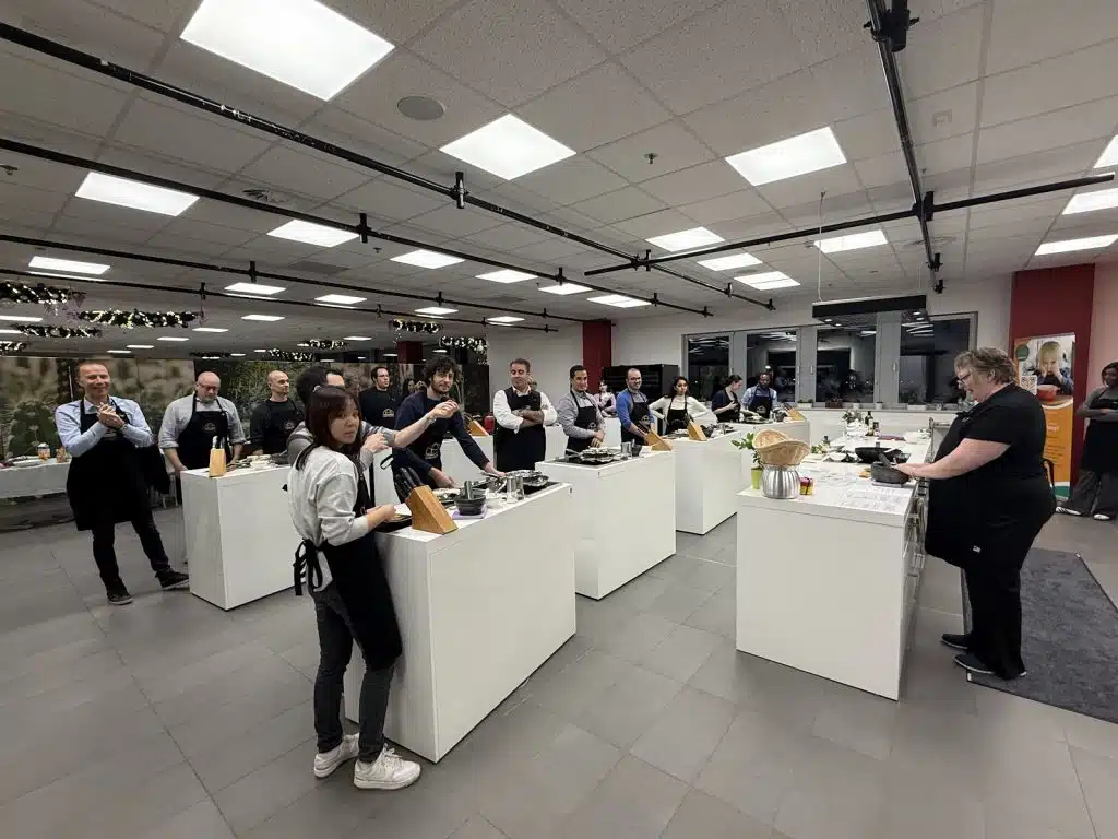 ChefPassport’s Guide on How to Craft a Powerful Team-Building Experience